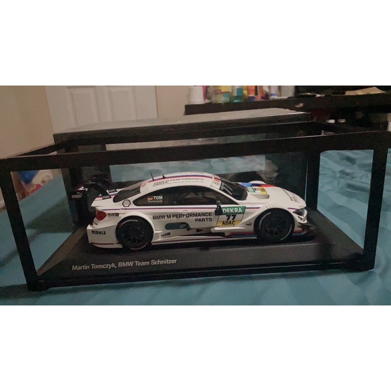 โมเดลรถ BMW M4 DTM 2015