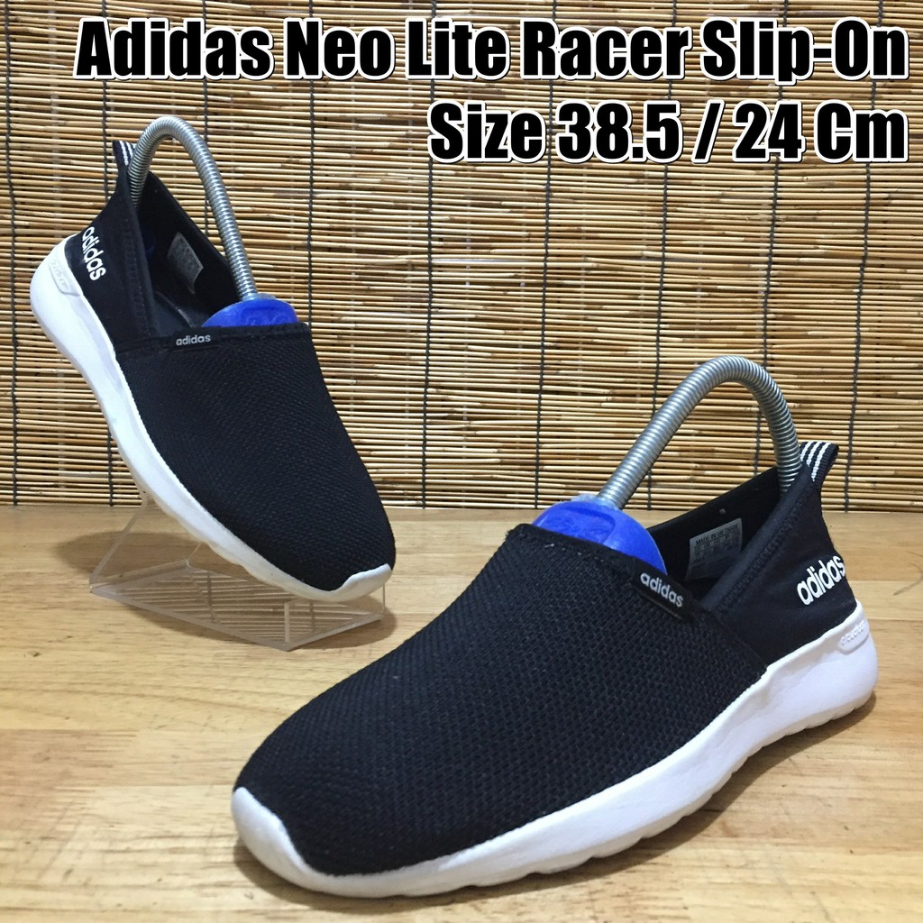 Adidas Neo Lite Racer Slip On รองเท้าผ้าใบมือสอง