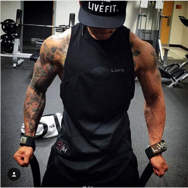 LIVE FIT ผู้ชาย กีฬา เสื้อกั๊ก แขนกุด ไม่เป็นทางการ เสื้อยืด