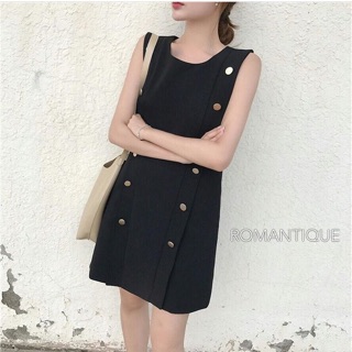 Minimal Black Dress - เดรสแขนกุดสีดำ แต่งกระดุมทอง(รมควัน)