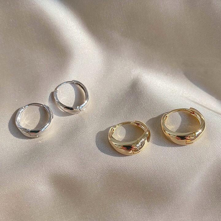 (กรอกโค้ด YAQ6E ลด 60.-) earika.earrings - ต่างหูเงินแท้S92.5 เหมาะสำหรับคนแพ้ง่าย คอลเลคชั่นกลางเดือนกุมภาพันธ์ 2021
