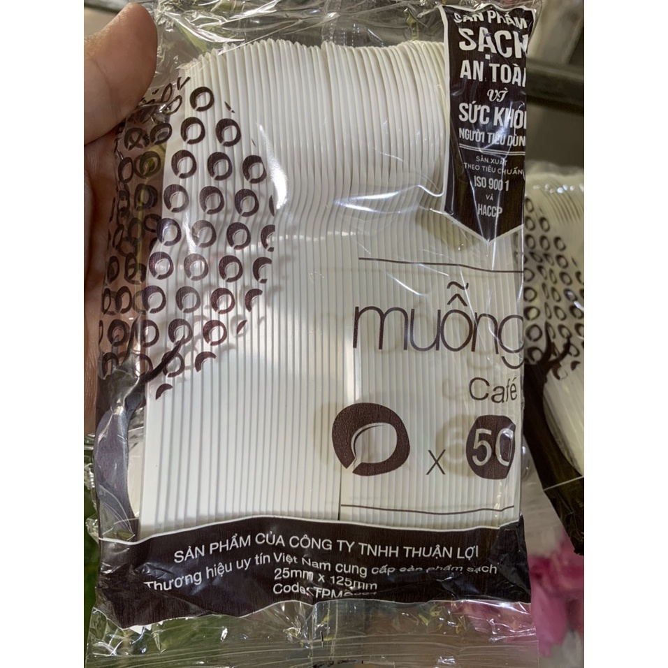 แพ็ค 50 ชิ้น SMALL WHITE DISPOSABLE CAFE SPOONS (25mmx125mm) สําหรับโยเกิร์ตและเยลลี่