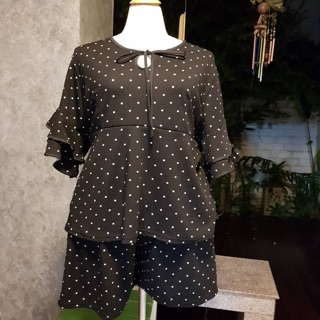 ชุดเซตลายจุด