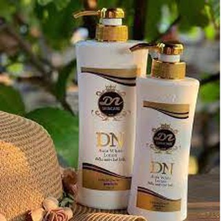 แชร์: 0 DN Skincare • ดีเอ็น ออร่าไวท์ โลช