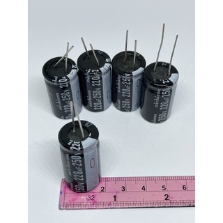 CAPACITOR 220UF 250V 105องศา ไซต์ 18*30MM แพ๊คละ10ตัว