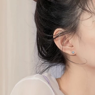 earika.earrings - crystal heart piercing จิวหูเงินแท้จี้หัวใจประดับเพชร เหมาะสำหรับคนแพ้ง่าย