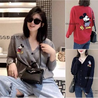 เสื้อไหมพรมดีเทลเรียบ ดูดี 🌷เนื้อผ้ามีความนุ่มแบบไม่จกตากันเลยค่ะ