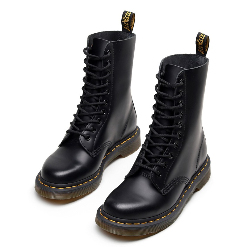 ดร. Martens Air Wair 1490 Ten Holes Martin Boots Crusty Couple Models