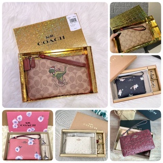 พร้อมส่งCOACH box set กระเป๋าคล้องมือ 1 ซิป แท้100%