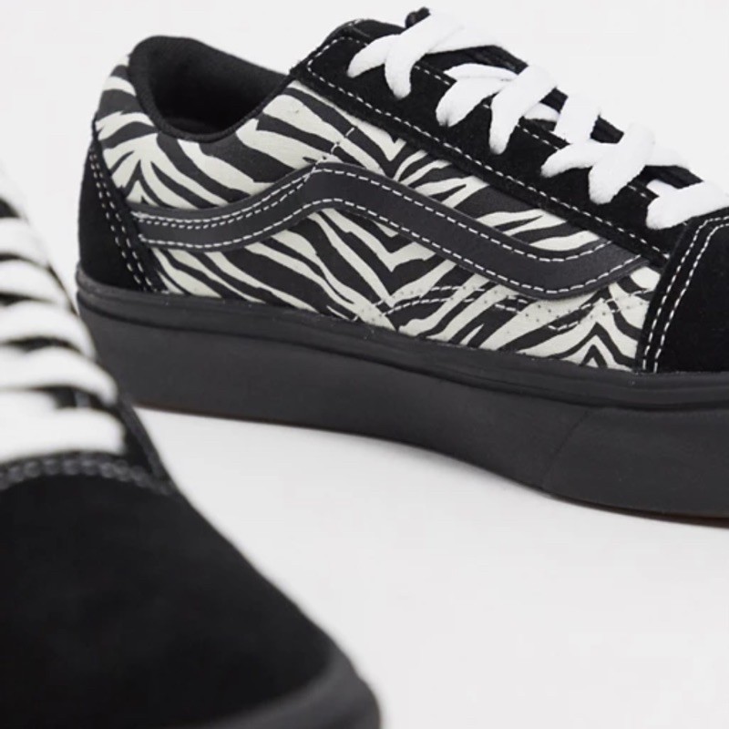 vans old skool platform zebra