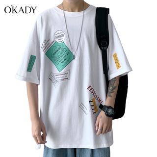 OKADY ผู้ชายแขนสั้น 2022 ฤดูร้อนใหม่รอบคอเสื้อยืดเกาหลีแฟชั่นตัวอักษรพิมพ์ลำลองแขนสั้น Top