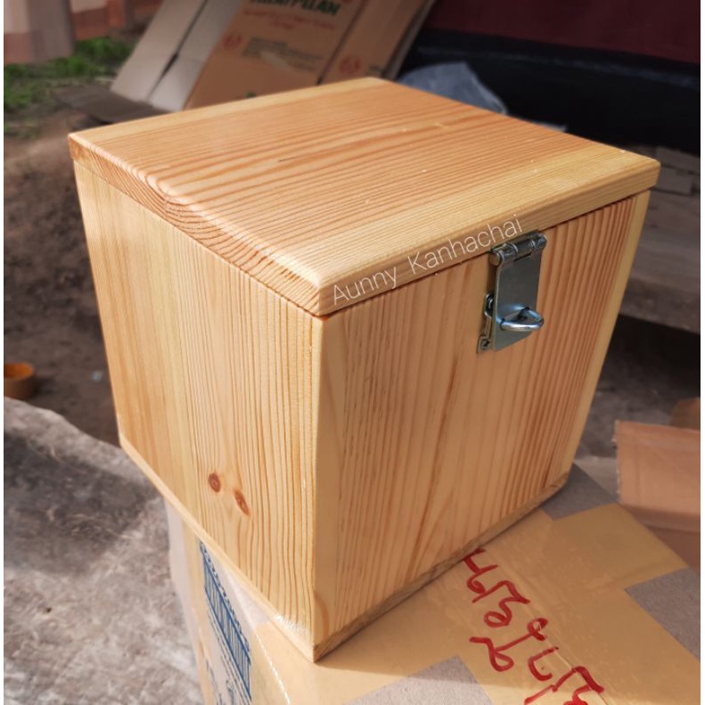 กระปุกออมสินเก๋ๆ ขนาด 17×17×17 cm.(แบบเปิดได้)