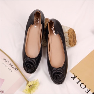 WOO Dahlia Lambskin Ballet Flats สีดำ Black