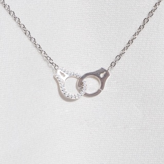 Silvermatters สร้อยคอ คริสตัล รูปกุญเเจมือ (Lock Chain Necklace)