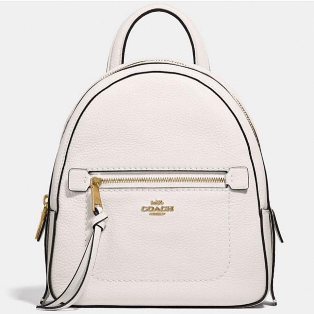 ของแท้ 100% เป้สะพาย Coach รุ่นนี้เป็น crossbody ได้ด้วย  Size 7.5” (L) x 3.5” (W) x 9.25” (H)  🍓Pri