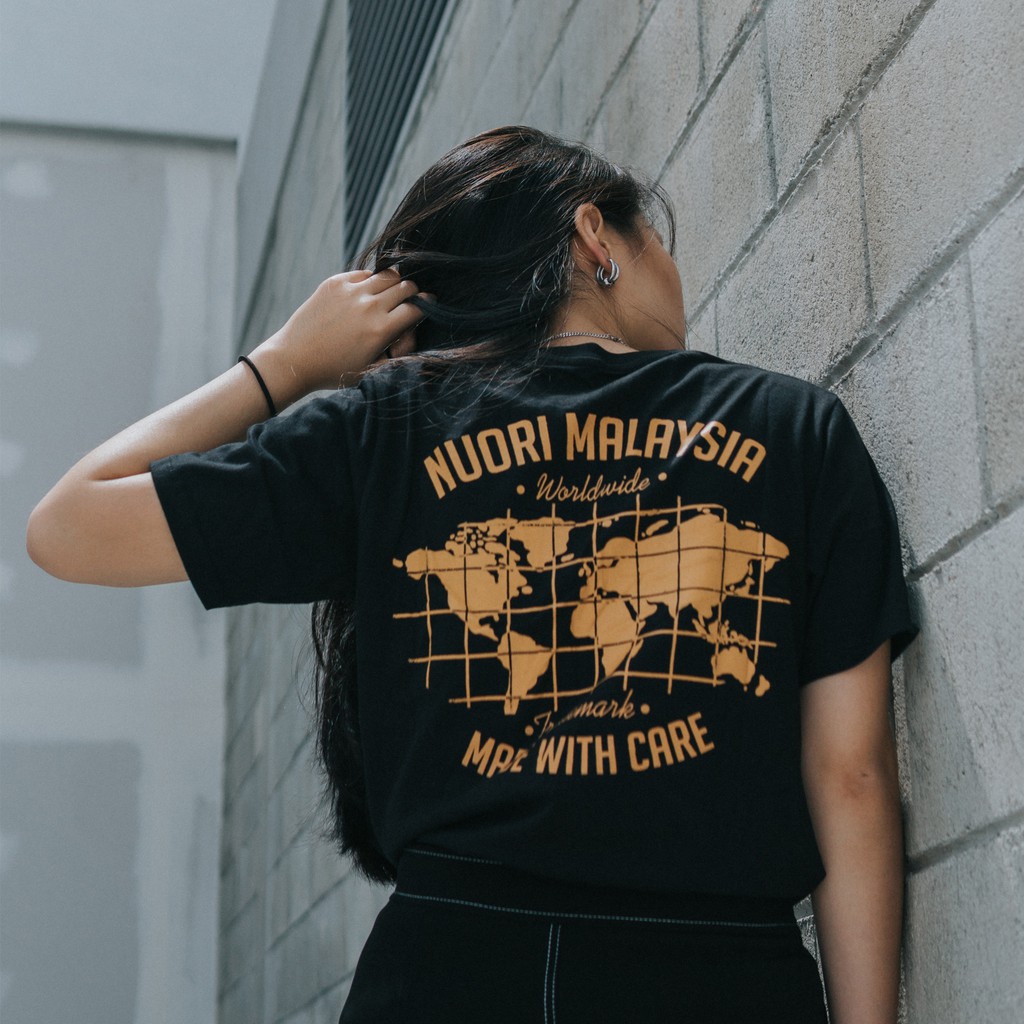 เสื้อยืด Nuori Worldwide
