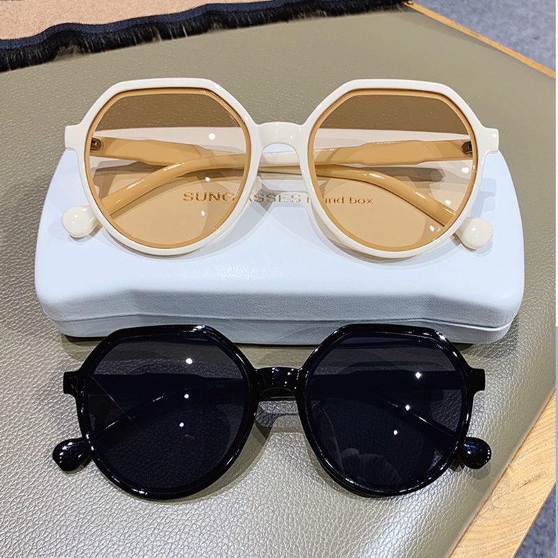 แว่นตากันแดด UV400 กรอบทรงกลม เข้ากับทุกการแต่งกาย แฟชั่นสําหรับผู้ชาย และผู้หญิง
