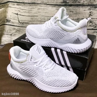 Adidas men's and women's sports shoes Adidas รองเท้ากีฬาผู้ชายและผู้หญิงใหม่เทรนด์ลำลองระบายอากาศคู่กีฬารองเท้ากีฬาวิ่งส
