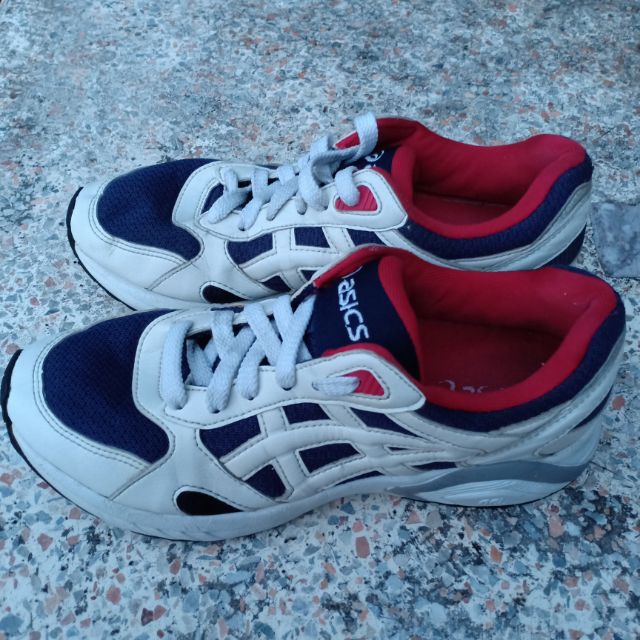 Asics ของแท้ 100% มือสอง