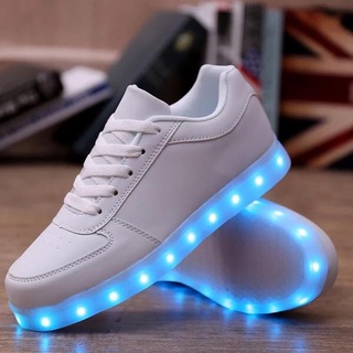 พร้อมส่ง!! รองเท้ามีไฟ LED Skillshoes รองเท้าไฟกระพริบได้ รองเท้าปาร์ตี้ รองเท้าเต้น รองเท้าผ้าใบ เทรนด์สุดฮิตในเกาหลี