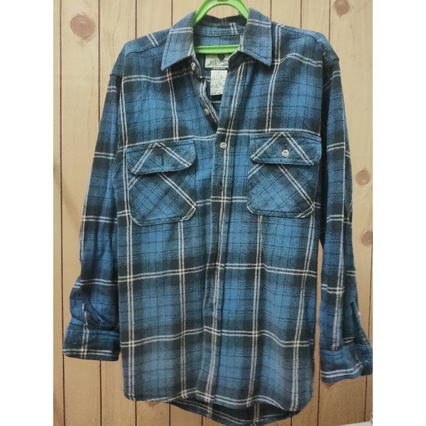 เสื้อลายสก๊อต ผ้าหนากระสอบ ใส่หล่อจัดๆ ราคาแค่ 500 บาทพอจ้า อก42-44 20$ 20usdt