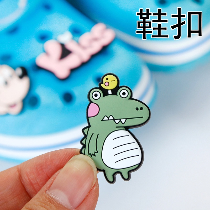 จี้หมุด รูปการ์ตูน Disney Minnie Jibbits สีรุ้ง เหมาะกับตกแต่งรองเท้า สําหรับผู้ชาย