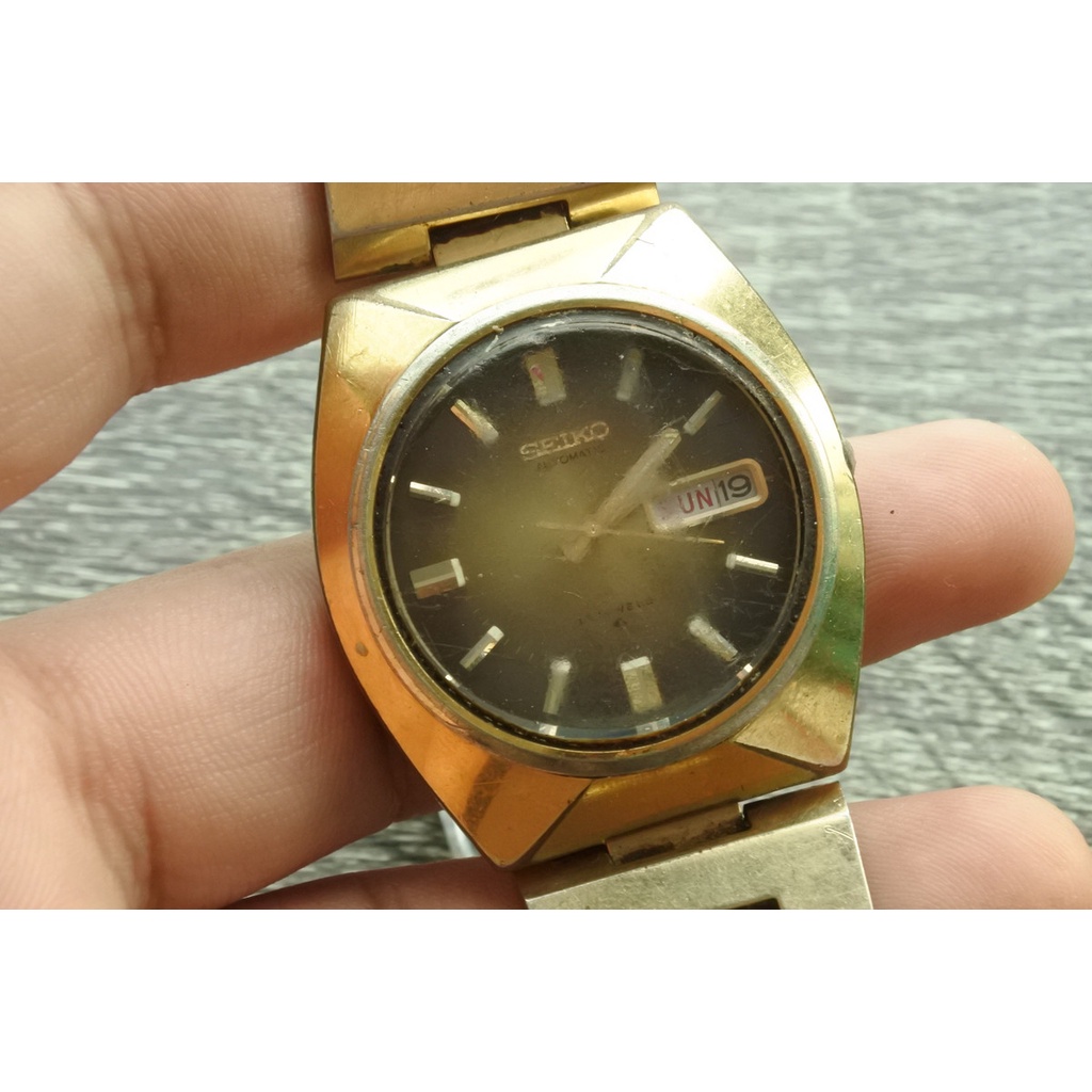 นาฬิกา Vintage มือสองญี่ปุ่น SEIKO 6309 7009 ระบบ AUTOMATIC ผู้ชาย ทรงกลม กรอบทอง หน้าทอง หน้าปัด 38mm