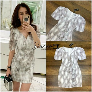 Showroom Brand : Marble Wrap Dress เดรสทรงคอวีแขนสั้น