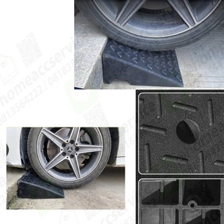 ยางปีนฟุตบาทสูง 7-19 cm กว้าง 32-50 cm ยาว 48-50 cm - รับน้ำหนักสูงสุด 20 ตัน หนัก 10 kg - Rubber Ramp