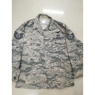 32USAF เสื้อทหารUSแขนยาวผู้ชาย ขนาด40L( M) รอบอก44-46นิ้วลายพรางไทเกอร์ผ้าบาง50/50พร้อมเครื่องหมาย5ชิ้น