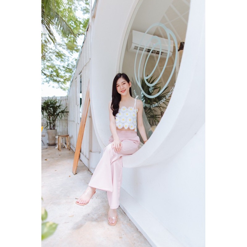 Nooch.Closet : Tiwa Flower Crop