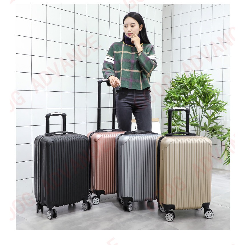 (ใส่โค้ดลดเพิ่ม BAFEB1522) กระเป๋าเดินทาง 8 ล้อคู่ 360 ํ POLYCARBONATE สีทอง GTC06
