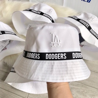 หมวก mlb bucket hat สีขาว คาดดำ Dodgers