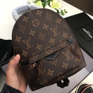 กระเป๋า LV backpack 7 hi-end1:1 พร้อมส่งค่ะ