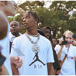 Travis Scott x Jordan เสื้อ Jordan.