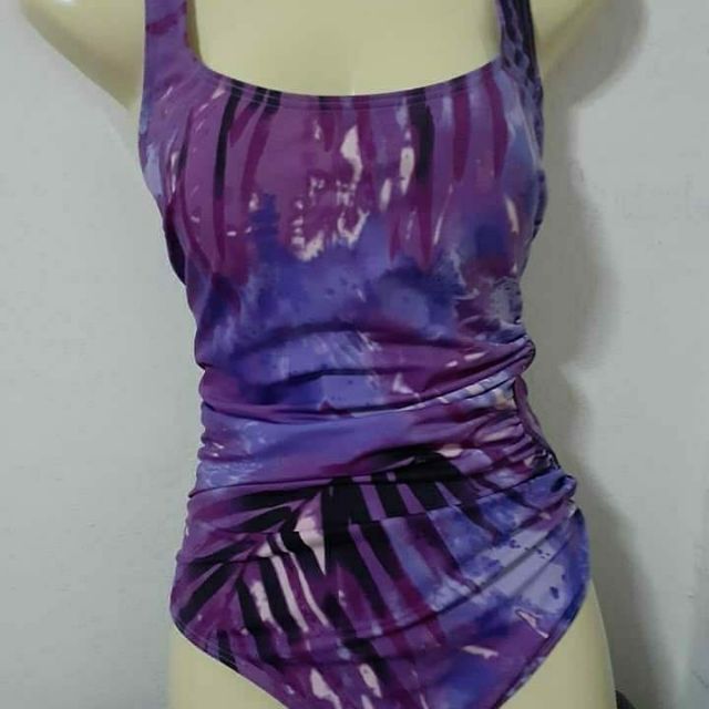 👙ชุดว่ายน้ำ Biniki #งานBrand 👙
SIZE.L มือ2 สภาพนางฟ้า
💚50฿ 💚 จร้า 💋💋💋