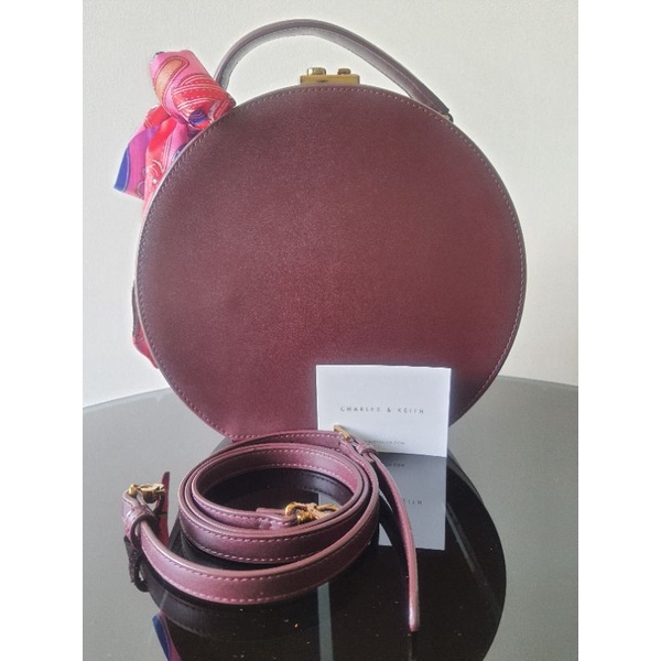 กระเป๋าCharles&Keith