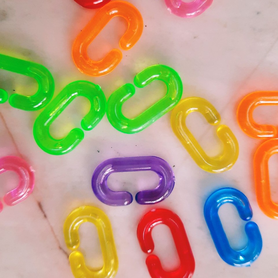 ตัวต่อโซ่สายคล้องแมสของเล่นย้อนยุคเกมหมากเก็บงานประดิษฐ์คละสีห่อละ 10 บาท - รูปที่ 5