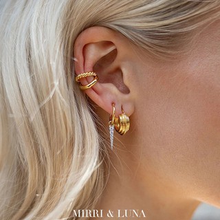 Golden Ridge Hoop Earrings Set