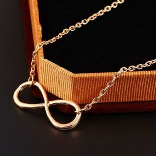 สร้อยคออินฟินิตี้ • Infinity Necklace