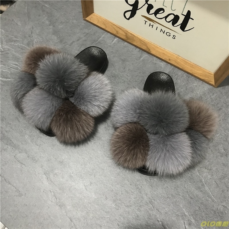 slippers with fur ball