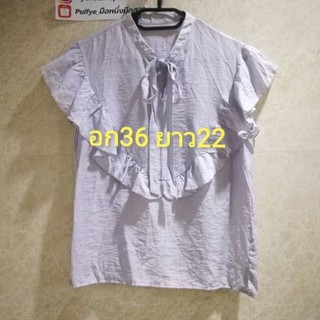 มือ2 เสื้อแฟชั่นแต่งระบาย​ สีม่วงอมเทา ขนาดตาม​รูป​