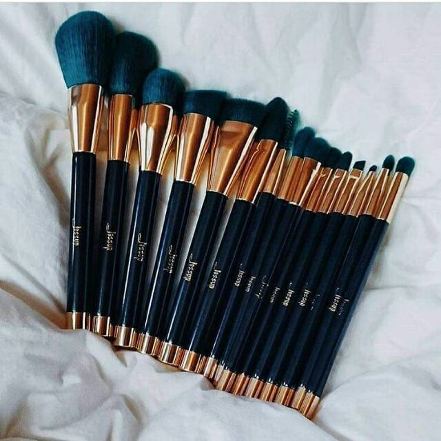 Jessup brush - Dark Green