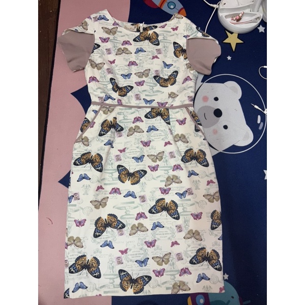 ส่งต่อเดรสชุดใส่ทำงาน จากร้านGallery Kloset