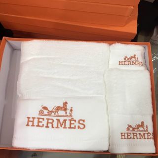 เช็คก่อนสั่ง ผ้าขนหนู Hermes เกรดดีสุด พร้อมกล่อง