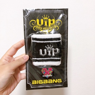 VIP Bigbang official fanclub เข็มกลัด+ข้อมือ