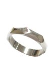 TANITTgems แหวนเกลี้ยงทองคำขาวตัดเหลี่ยมฝังเพชร TNBR019 - White Gold