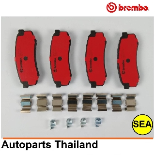 ผ้าเบรกหลัง BREMBO รุ่น CERAMIC สำหรับ TOYOTA LEXUS  RX300 / Harrier  ปี98-03 (1เซต) P83024C