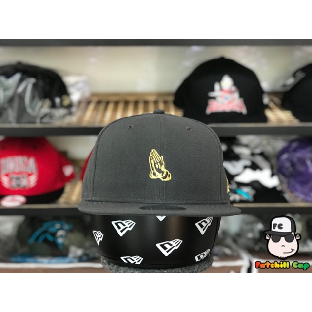 Pray New Era 9FIFTY Snapback Cap