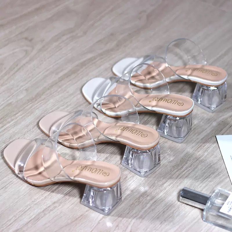 34-39 คริสตัลเรียบง่ายพร้อมรองเท้าแตะสีขาว/ครีมใส 3 ซม. และรองเท้าแตะสำหรับสวมใส่ตัวนอกของผู้หญิงที่มีส้นหนาและฤดูร้อน